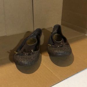 Michale Kors flats